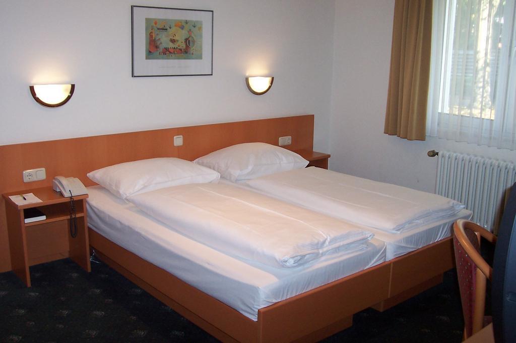 Hotel Bitburg Szoba fotó