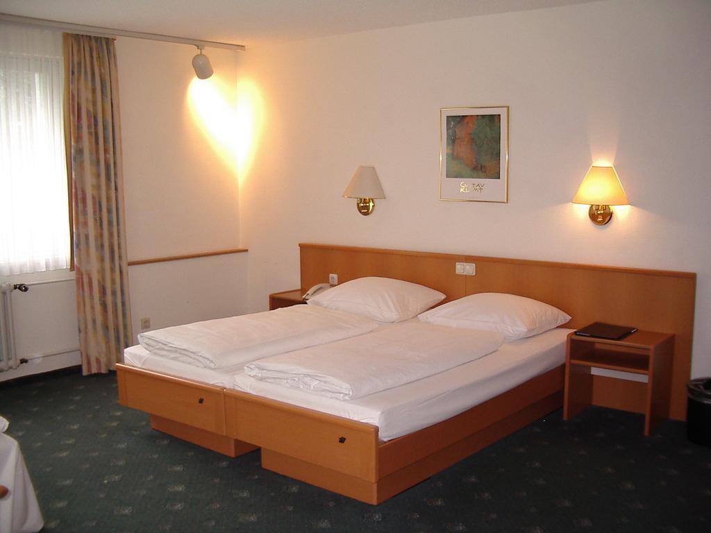 Hotel Bitburg Szoba fotó